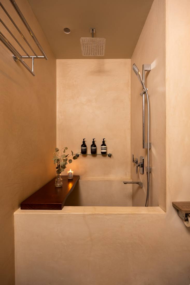 A microcement bathroom