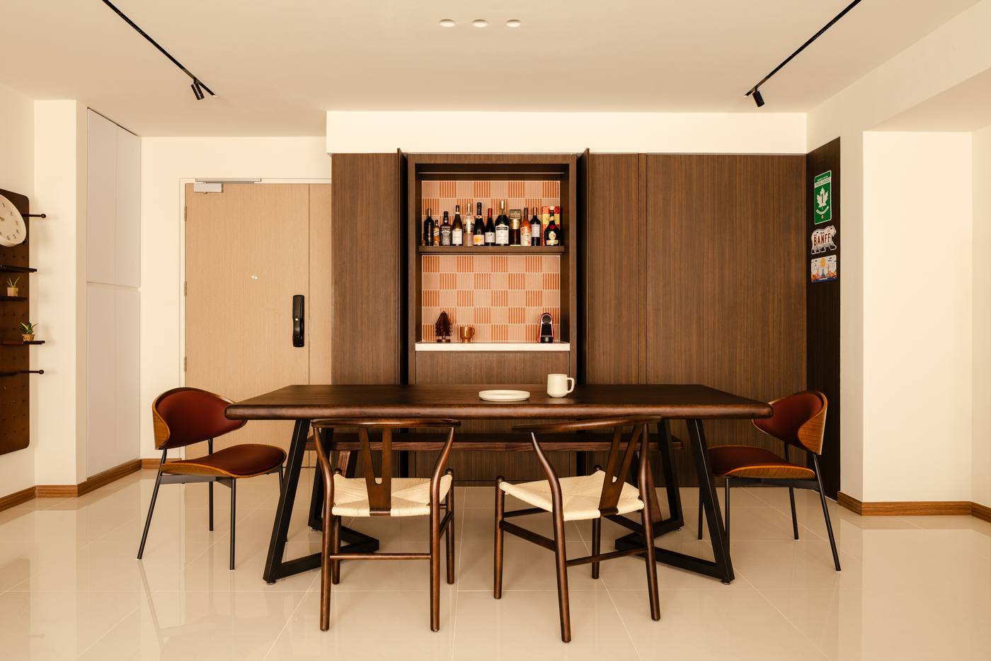 961C Tampines dining area with walnut joinery